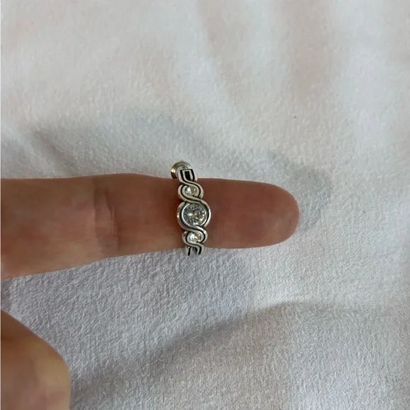 Brighton Infinity Sparkle Matching Set (Watch, Bracelet & 2 Pairs Earrings) - Picture 8 of 9